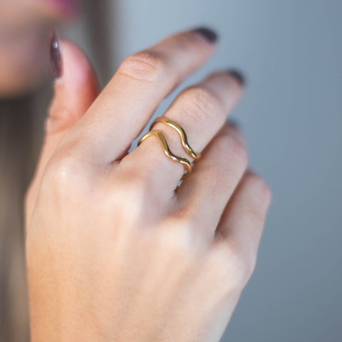 Waves Ring
