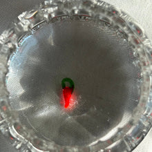 Load image into Gallery viewer, Charm Guindilla 🌶️ - El jardín de las joyas