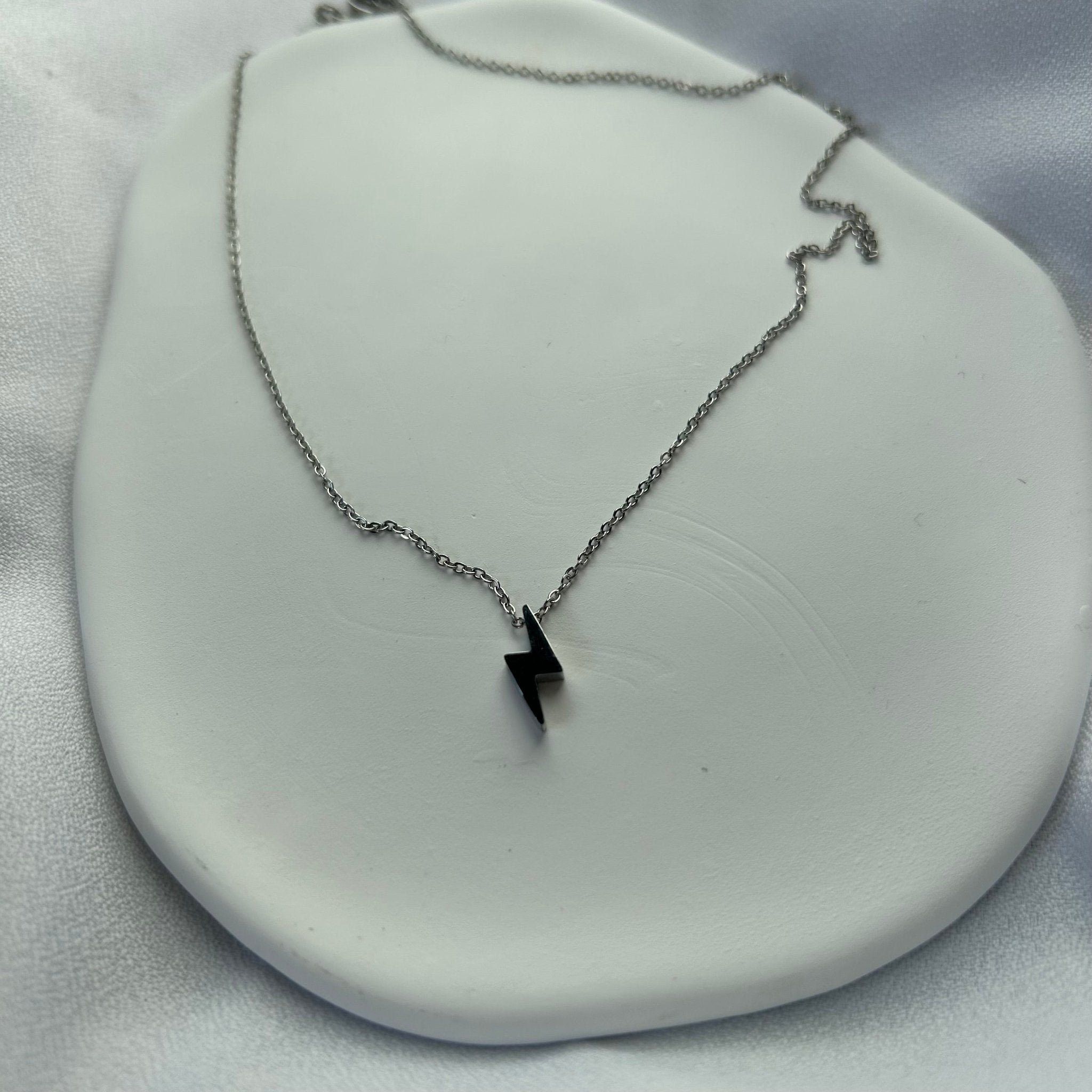 Collar Rayo Silver - El jardín de las joyas