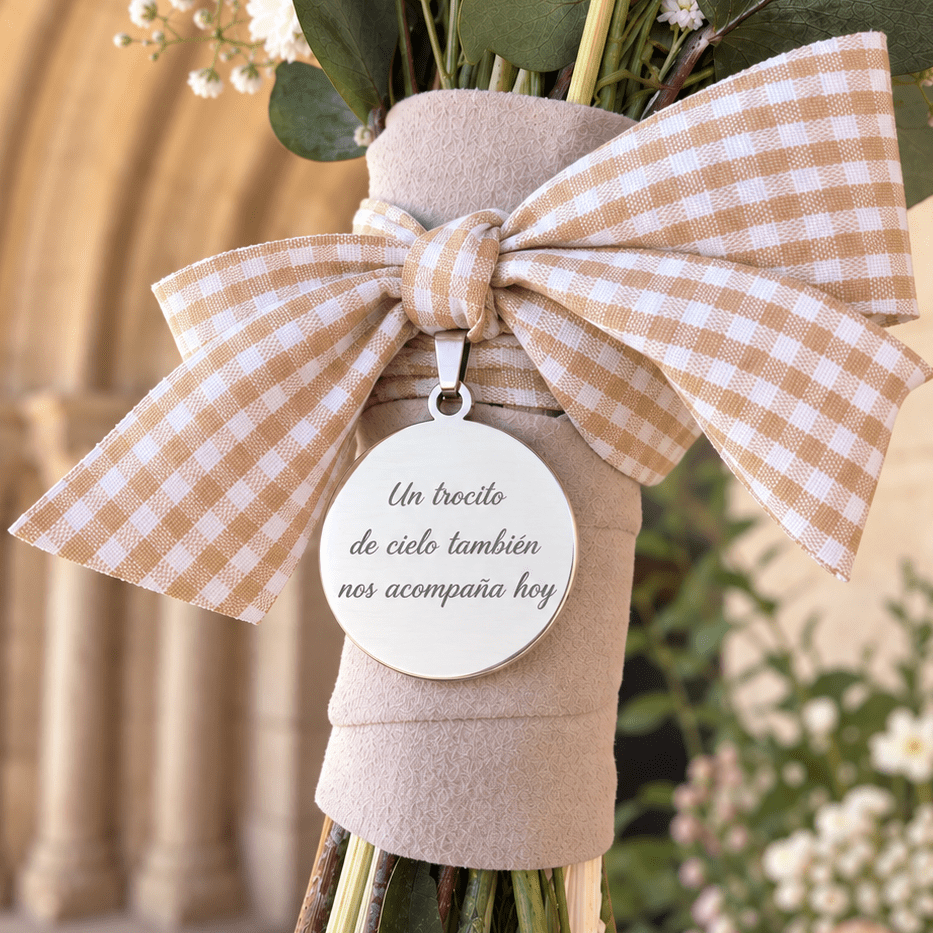 Medalla personalizada para ramo de novia - El jardín de las joyas