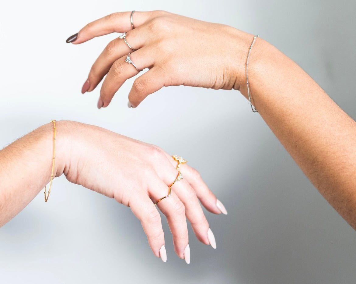 Pulseras / Brazaletes - El jardín de las joyas