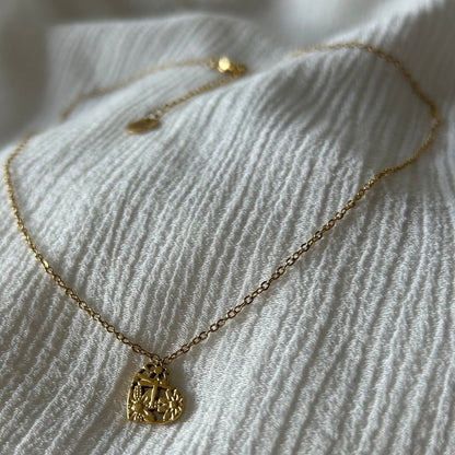 Collar Corazón de libélula - El jardín de las joyas