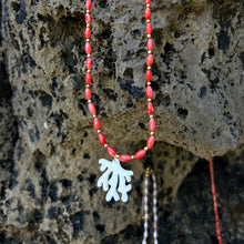 Load image into Gallery viewer, Collar Arrecife de coral 🪸 - El jardín de las joyas
