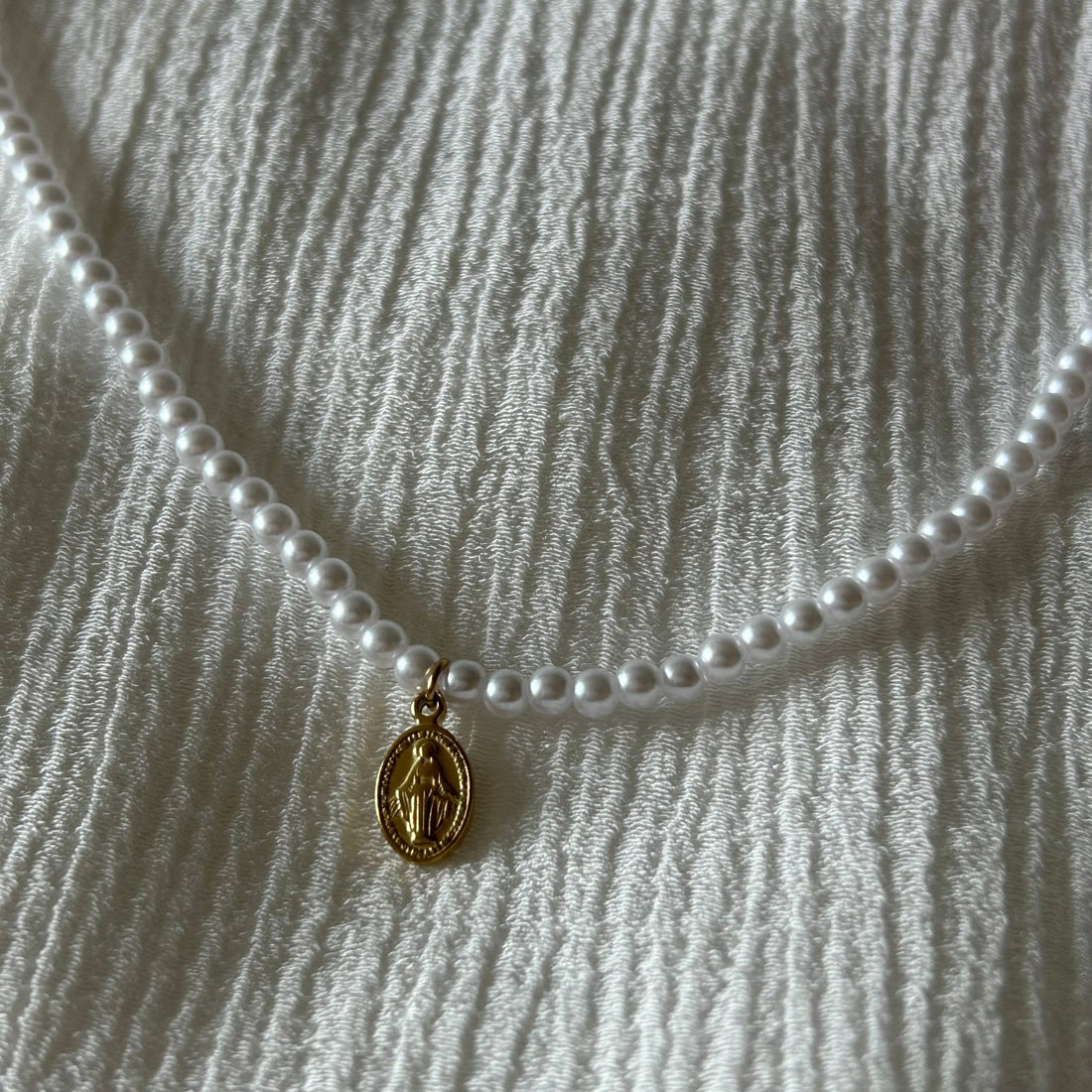 Collar Virgen - El jardín de las joyas