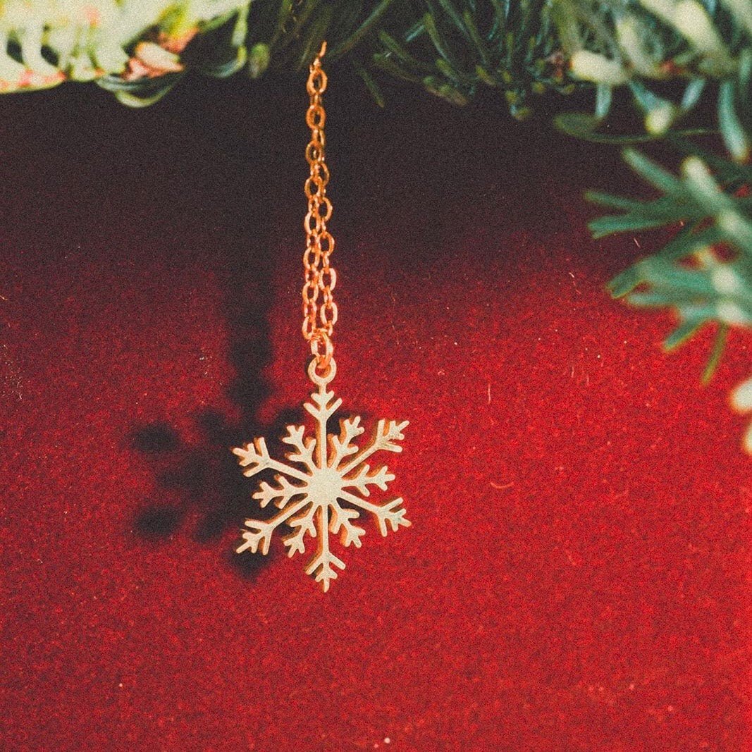 Collar Copo de nieve ❄️ Gold - El jardín de las joyas