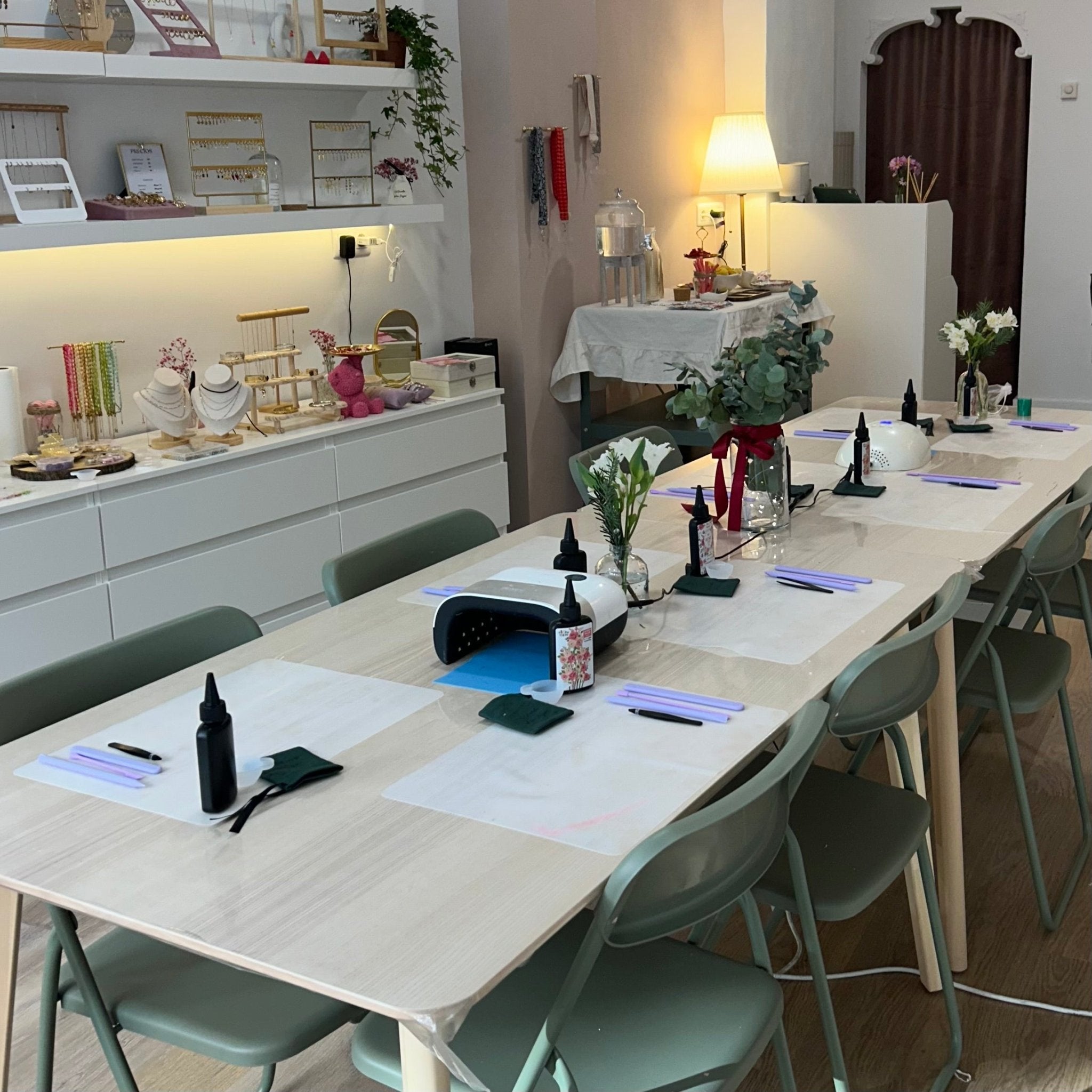 Taller Día 16 de Enero 19:30✨ - El jardín de las joyas