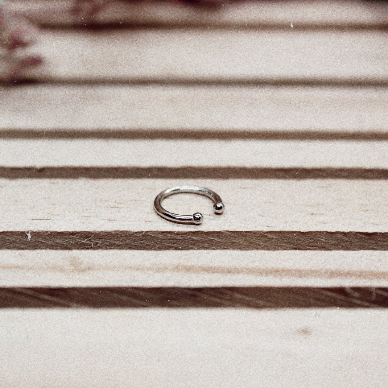 Earcuff té - El jardín de las joyas