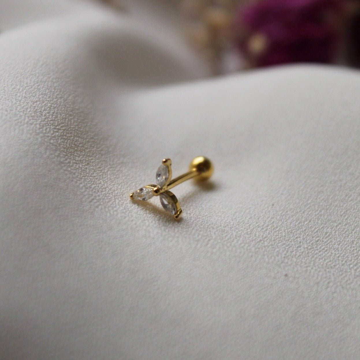 Pearcing Trébol Gold - El jardín de las joyas